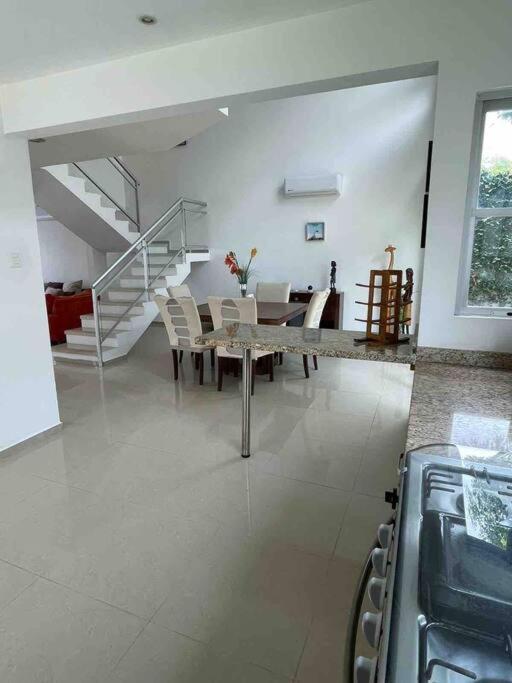 Victoria'S Beach House Heroica Heroica Alvarado Εξωτερικό φωτογραφία